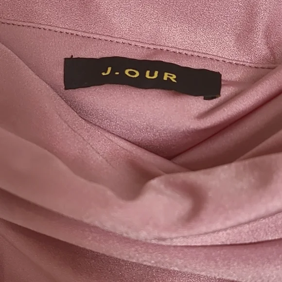 Pink Prom Shoulder Dress - Picture 4 of 4